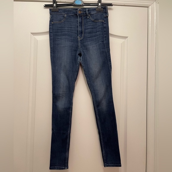 Hollister Ultra High-Rise Jean Leggings - Picture 2 of 13